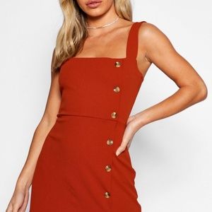 Boohoo petite horn button square neck shift dress